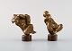 Danish bronze sculptor. A pair of patinated bronze figures. Naked women. Mid 
20th century.