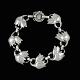 Georg Jensen. 
Armbånd i 
Sterling Sølv 
#100B. 19,5 cm.
Tegnet af 
Georg Jensen 
1866 - ...