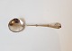 Strand jam 
spoon in silver 

Stamped the 
three towers
Length 13.8 
cm.
