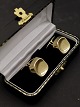 14 carat gold 
cufflinks 1.8 x 
1.8 cm. from 
jeweler Jens 
Aagaard 
Svendborg. No. 
382047