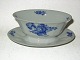 Royal 
Copenhagen Blue 
Flower Angular, 
Gravy Boat.
Decoration 
number 10/8631 
or 1108 ...