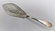 Andreas Holm, 
Copenhagen. 
Empire Fish 
Server. Silver 
(830). Silver 
stamped AH89. 
Length 32 cm. 
...