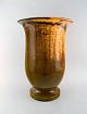 Svend Hammershøi for Kähler, HAK. Stor vase i glaseret stentøj. Smuk gul 
uranglasur. 1930/40