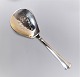 Hans Hansen. 
Silver cutlery 
(830). Arvesölv 
no.5. Cake 
server w / 
pattern. Length 
21.5 cm.