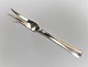 Hans Hansen. 
Silver cutlery 
(830). Arvesölv 
no.5. Meat 
fork. Length 
19.7 cm.