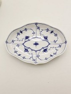 Royal Copenhagen blue fluted plain oval dish 1/147