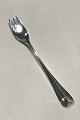 W. S. Sørensen 
Kent Silver 
Pastry  Fork L 
13.9 cm (5 
15/32 in)