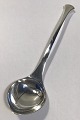 Hans Hansen 
Sterling Silver 
Serving Spoon. 
22.5 cm L (8 
55/64")
