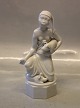 12456 RC 
African Market 
Girl with 
piglet 20.5 cm 
AM Blanc de 
Chine  Royal 
Copenhagen In 
mint and ...