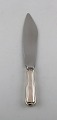 Georg Jensen Old Danish cake knife in sterling silver and stainless steel. 
