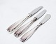 Dinner- (450 
DKK), lunch- 
(400 DKK) and 
butterknife 
(400 DKK) in 
Rex, hallmarked 
silver. Ask for 
...