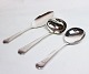 Cake server 
(1.100 DKK), 
sauce spoon 
(1.250 DKK) and 
compote spoon 
(800 DKK) in 
Heritage silver 
...