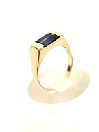 14 carat gold ring size 54 with blue spinel