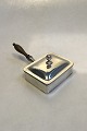 English 
Sterling Silver 
"Silent Butler" 
Birmingham 1946 
Measures  7 cm 
x 9 cm(2 3/4 in 
x 3 35/64 ...