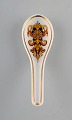 Gianni Versace for Rosenthal. "Barocco" spoon in porcelain with gold decoration. 
Late 20th century.

