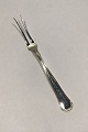 W&S Sørensen 
Silver 
Dobbeltriflet 
Old Danish Cold 
Cuts Fork 
Measures 14 
cm(5 33/64 in)