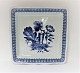 Tranquebar. 
Square fruit 
dish. Model 
3087 / 1198. 
Measures 29 * 
29 cm. (1 
quality)