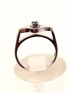 14 carat white gold ring  with sapphire