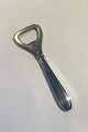 Cohr Elite 
Silver Bottle 
Opener Measures 
13 cm(5 1/8 in)