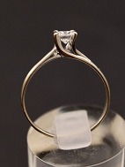 14 carat white gold solitaire ring  with 0.4 carat diamond