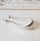 19th Century 
Empire sugar 
pliers in 
silver. 
Unllear master 
stamp. 
Length 13 cm.