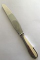 Georg Jensen 
Sterling Silver 
Beaded Dinner 
Knife No 
013(Short 
handle)Measures 
22.8 cm(8 31/32 
in)