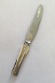 Georg Jensen 
Sterling Silver 
Elsinore Fruit 
Knife No 072 
Measures 17 
cm(6 11/16 in)