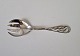 Georg Jensen 
Ornamental 
serving fork 
no. 42 
Stamp: GJ - 
the three 
towers 1932 - 
42
Length ...