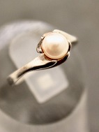 Sterling silver ring size 50 with pearl