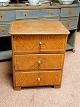 Swedish chest 
of drawers 
front with 3 
drawers a year 
1860Must with 
age-related 
wear Height 
69cm ...