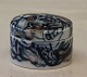 2002 RC Bonbon 
box with lid 6 
x 8 cm Sigend 
Sten 2002 Royal 
Copenhagen 
Stoneware. In 
nice and ...