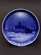 Royal Copenhagen Christmas plate 1933