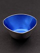 Small retro 
salt bowl dia. 
5.5 cm. with 
blue enamel     
       Nr. 
405894