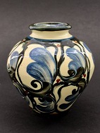 Danico ceramic vase height 17.5 cm. 