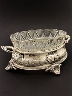 Sterling silver jardiniers 37 x 30 cm. with crystal glass insert