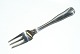 Cake fork 
Dobbeltriflet 
Georg Jensen 
Sterling Silver 
# 43
Length 14.5 
cm.
Well 
maintained ...
