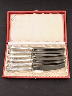 Box with 6 herregaard knives 20.5 cm