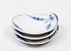 Small dishes, 
no.: 200, in 
Empire by B&G. 
Ask for number 
in stock.
9 x 7 cm.