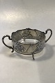 Silver Bowl 
with glas 
insert. 
(Chipped) 
Measures H 7 
cm(2 3/4 in) 
Diam 12 cm (4 
23/32  ...