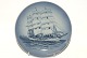 Royal 
Copenhagen 
Platte
Motif: The 
school ship 
Denmark
Employee 
sorting
Width 18 cm in 
...