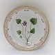 Royal 
Copenhagen 
Flora Danica. 
Dinner plate. 
Design # 3549. 
Diameter 25 cm. 
(1 quality). 
Viola ...