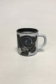 Royal 
Copenhagen 
Small Annual 
Mug 1971. 
Designed by 
Hans Andersen. 
Measures 7.5 cm 
/ 2 61/64 in.