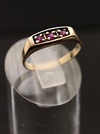 8 carat gold ring  small rubies