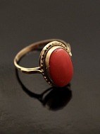 8 carat gold ring size 57 with coral