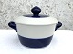 Rørstrand, Blue 
koka, Pot with 
handles and lid 
# 5, 25cm wide, 
18cm high, 
Design Hertha 
Bengtson ...
