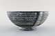 Kähler, Denmark. Bowl in glazed stoneware. Beautiful gray-black double glaze. 
1930 / 40
