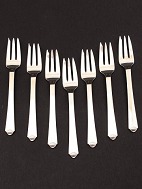 Hans Hansen arveslv nr. 4 cake forks