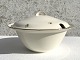 Royal 
Copenhagen, 
Aluminia, Alma 
frame shape, 
Anna Sofie, 
Soup tureen 
with lid, 17cm 
high, ...