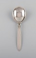 Georg Jensen 
Cactus serving 
spoon in 
sterling 
silver.
Designer: 
Gundorph 
Albertus.
Measures: ...