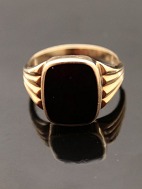 14 carat gold ring size 64 with carnelian